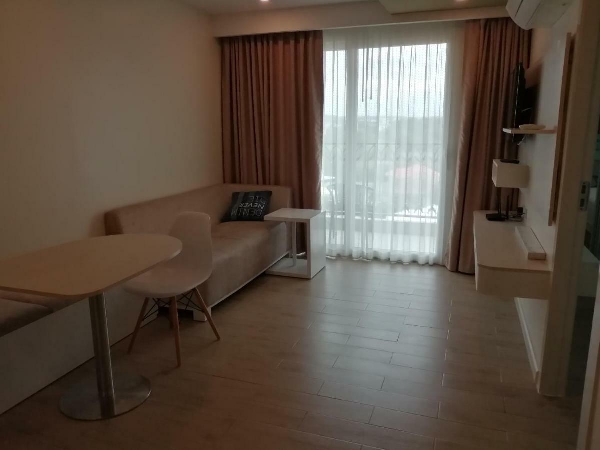 Seven Seas Jomtien Dream Lägenhet Exteriör bild